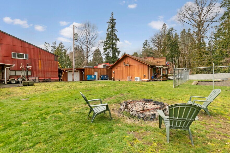 More Photos Of 3530 NE Old Belfair Hwy, Belfair Convenience Store For Sale