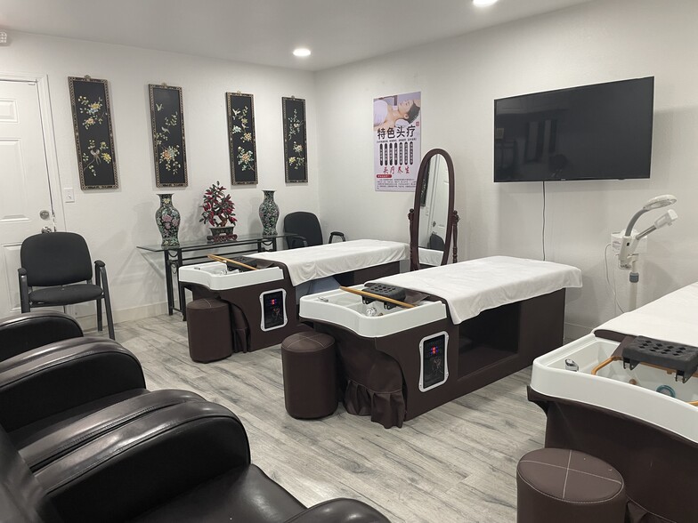 More Photos Of 3097 S Decatur Blvd, Las Vegas Office Residential For Sale