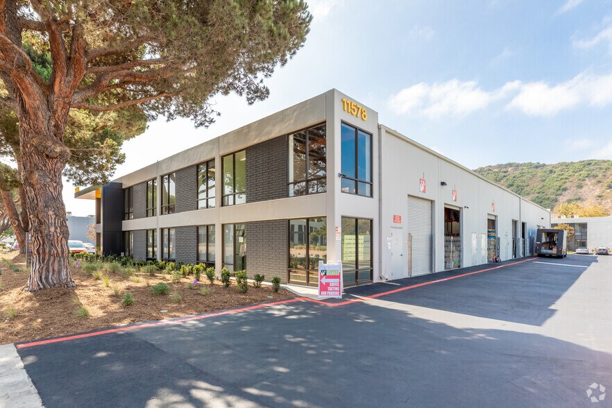 More Photos Of 11555 Sorrento Valley Rd, San Diego Unknown For Lease