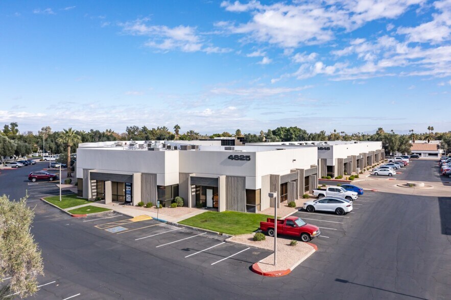 More Photos Of 4625 S Ash Ave, Tempe Light Distribution For Lease