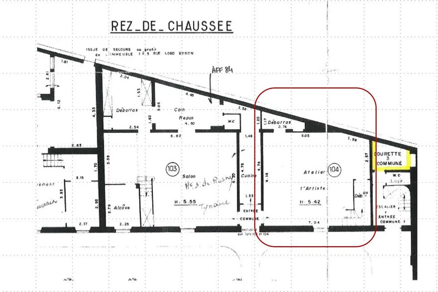 More Photos Of 11 Rue Chateaubriand, Paris Office For Sale