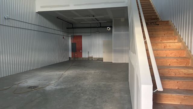 More Photos Of 5 River Heights Dr, Cochrane Self Storage For Sale