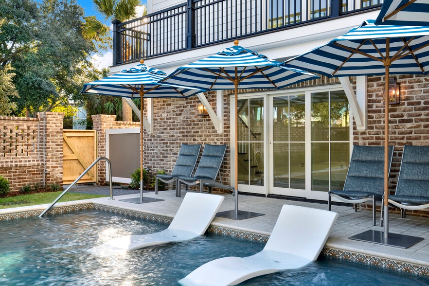 More Photos Of 104 17th pl, Tybee Island Multifamily For Sale