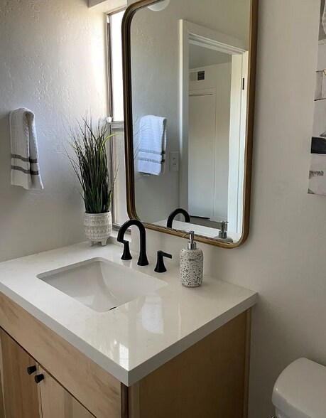 More Photos Of , Phoenix Multifamily For Sale