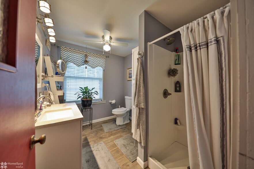 More Photos Of 2468 Route 390, Canadensis Hospitality For Sale