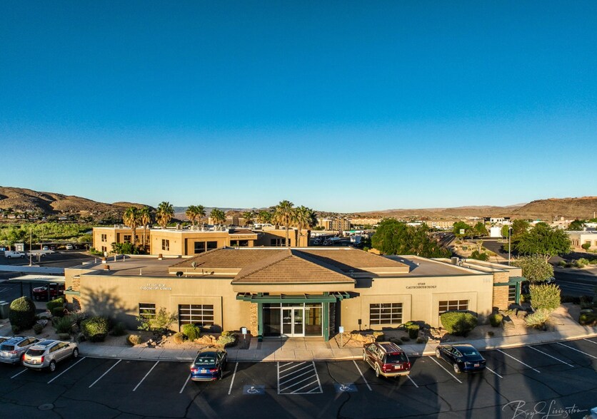 Primary Photo Of 368 E Riverside Dr, St George Medical For Sale