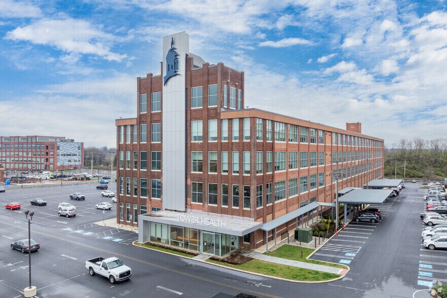 More Photos Of 739 Reading Ave, West Reading Loft Creative Space For Lease