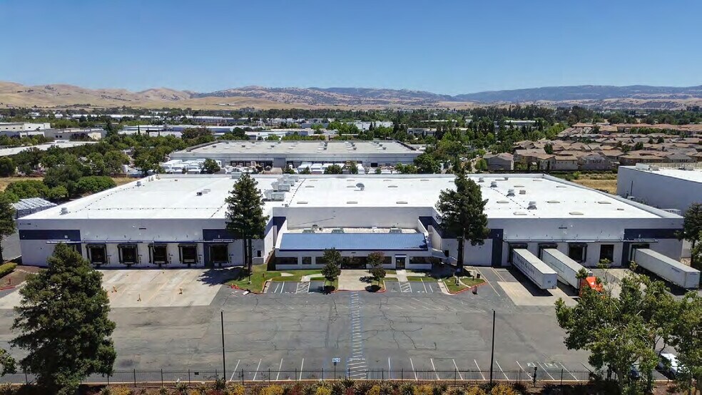 More Photos Of 6383 Las Positas Rd, Livermore Warehouse For Sale