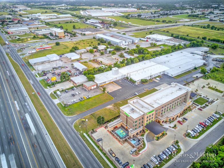 More Photos Of 1942 S Interstate 35, San Marcos Warehouse For Sale