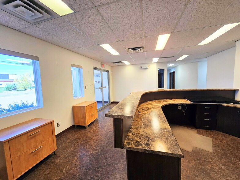 More Photos Of 7803 39th St, Leduc Manufacturing For Sale