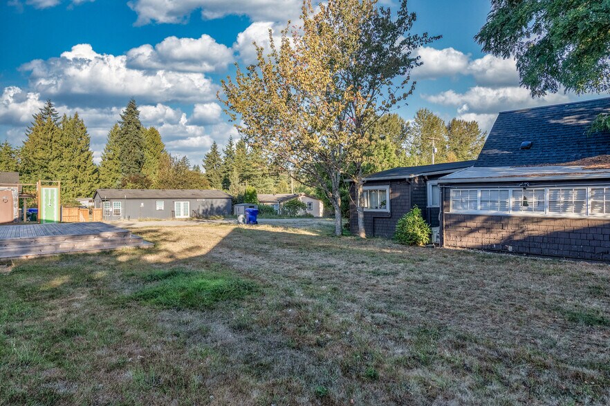 More Photos Of 17411 Vashon Hwy SW, Vashon Freestanding For Sale