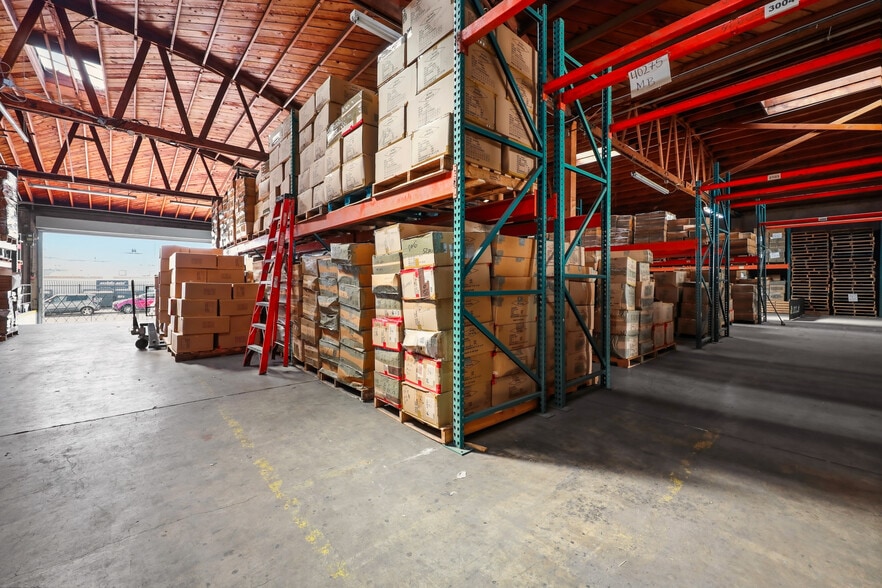 More Photos Of 4807-4827 E 49th St, Vernon Warehouse For Lease