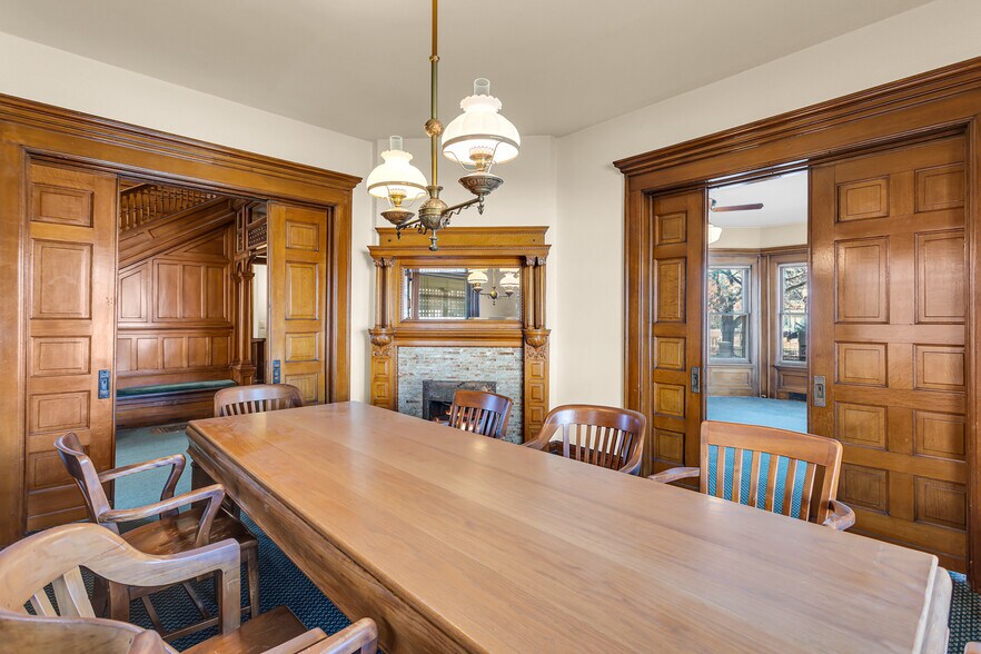 More Photos Of 601 S Jackson St, Jackson Office For Sale