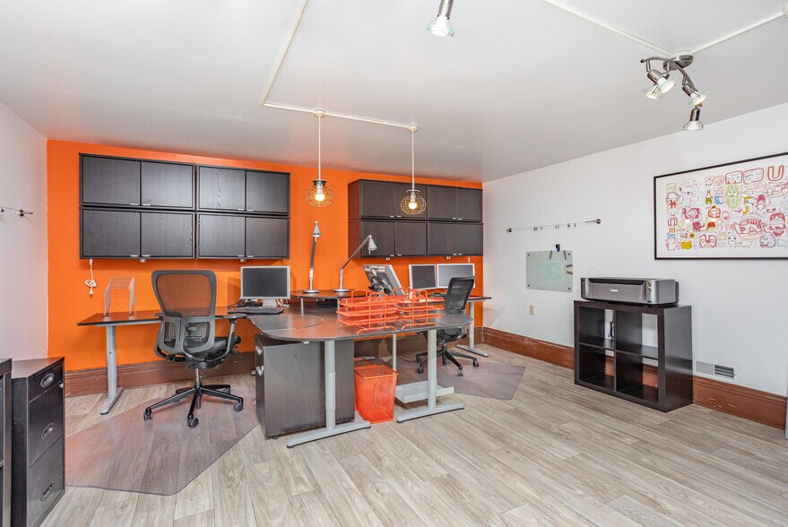 More Photos Of 311-321 Center Ave, Bay City Apartments For Sale