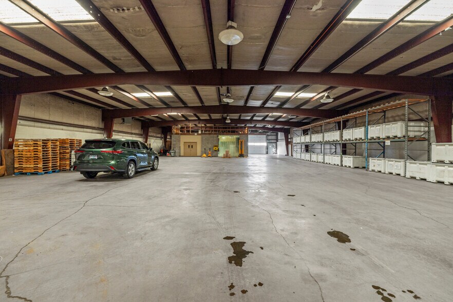 More Photos Of 3735 Washburn Way, Klamath Falls Warehouse For Lease