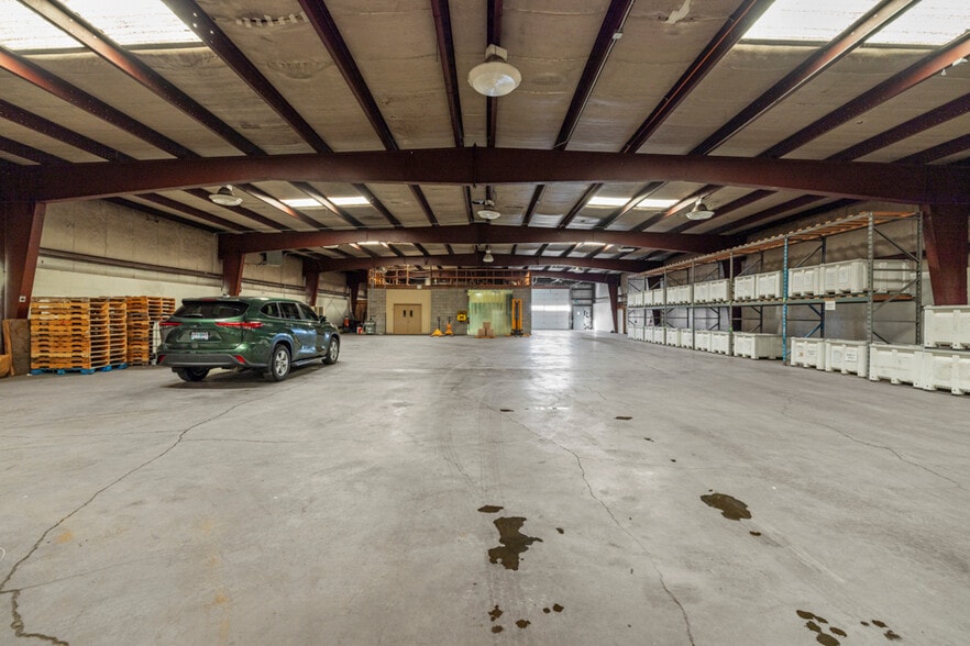 More Photos Of 3735 Washburn Way, Klamath Falls Warehouse For Sale