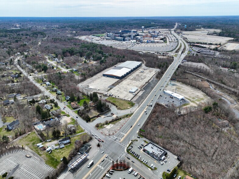 More Photos Of 208 North St, Foxborough Warehouse For Lease