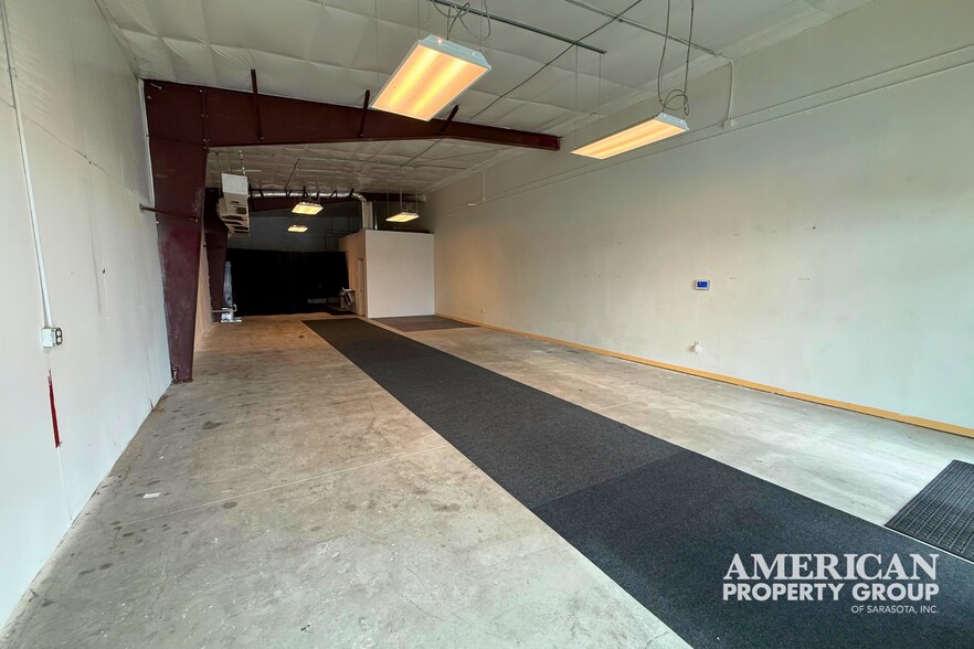 More Photos Of 3613 14th St W, Bradenton Storefront Retail Office For Sale