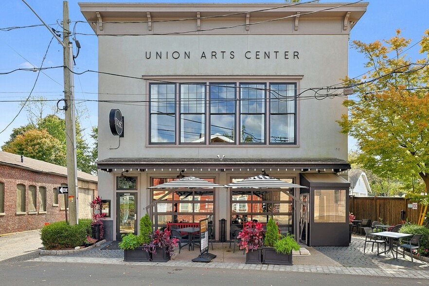 More Photos Of 2 Union St, Sparkill Storefront For Sale