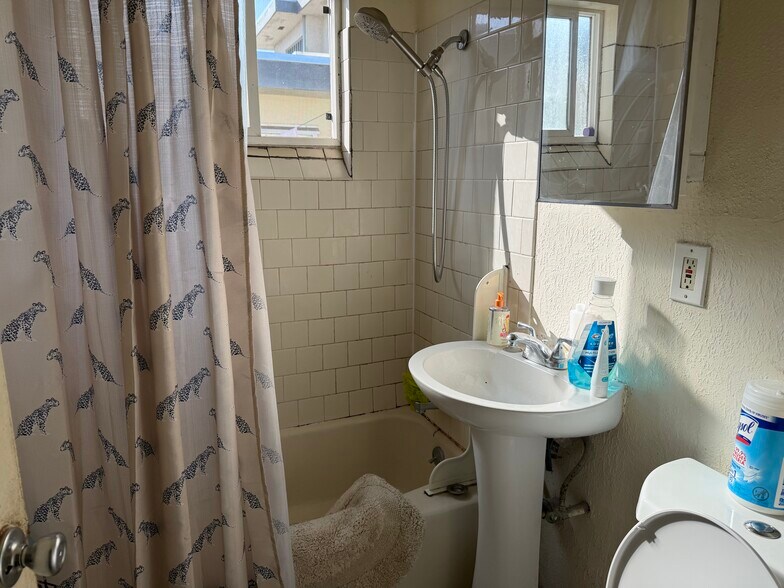 More Photos Of 525 Huntington Ave, San Bruno Apartments For Sale