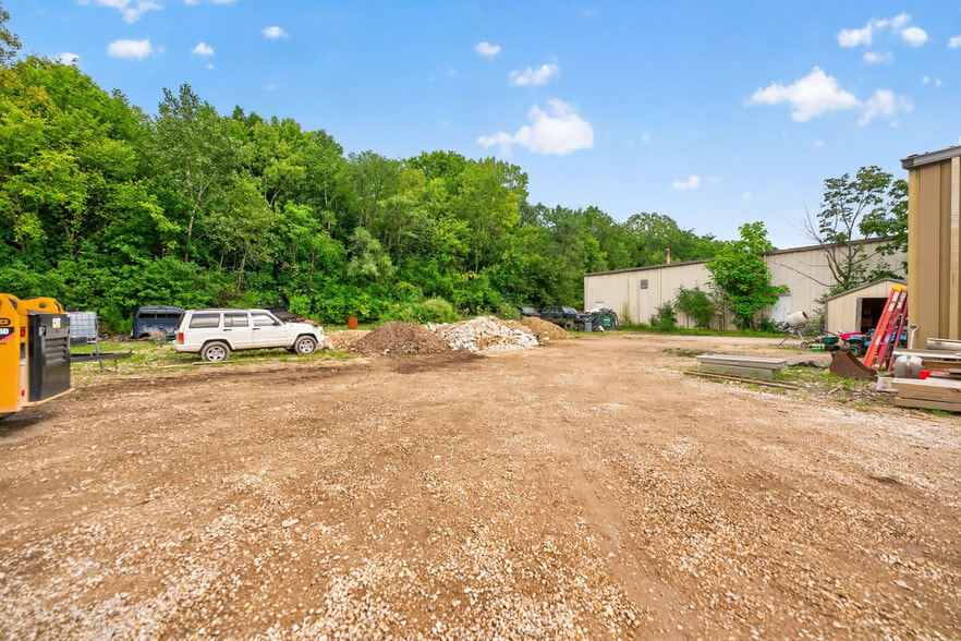 More Photos Of 520 S River St, Batavia Warehouse For Sale