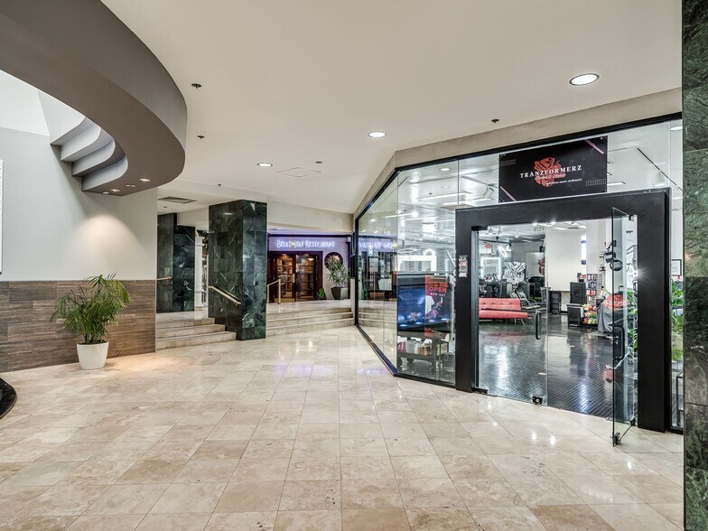 More Photos Of 1900 NW Expressway, Oklahoma City Office For Lease