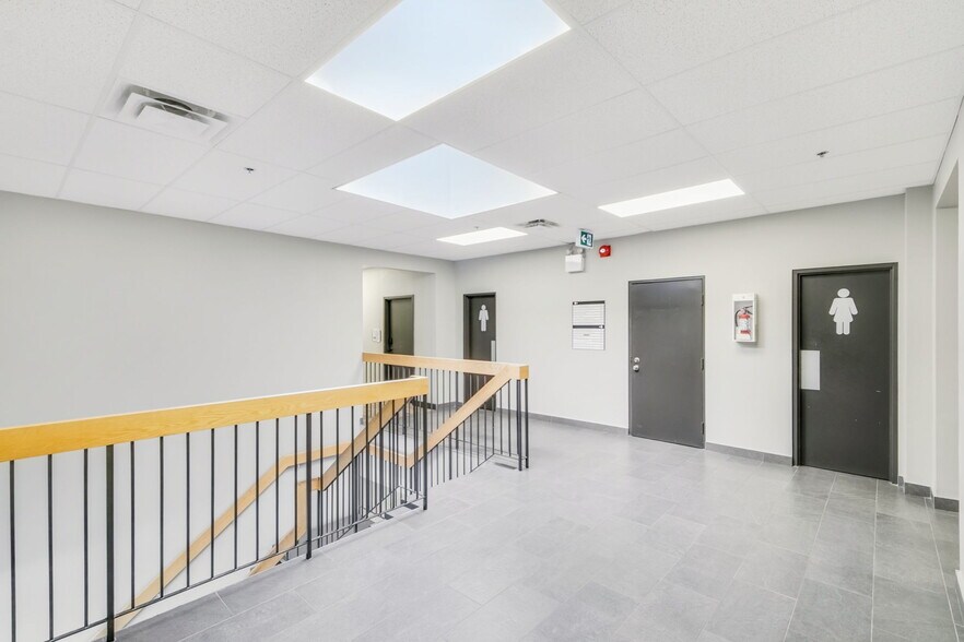 More Photos Of 50 Steeles Ave E, Milton Warehouse For Sale