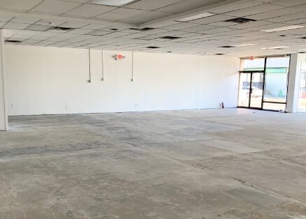 More Photos Of 4914 Broadway Ave, Blackfalds Storefront For Lease