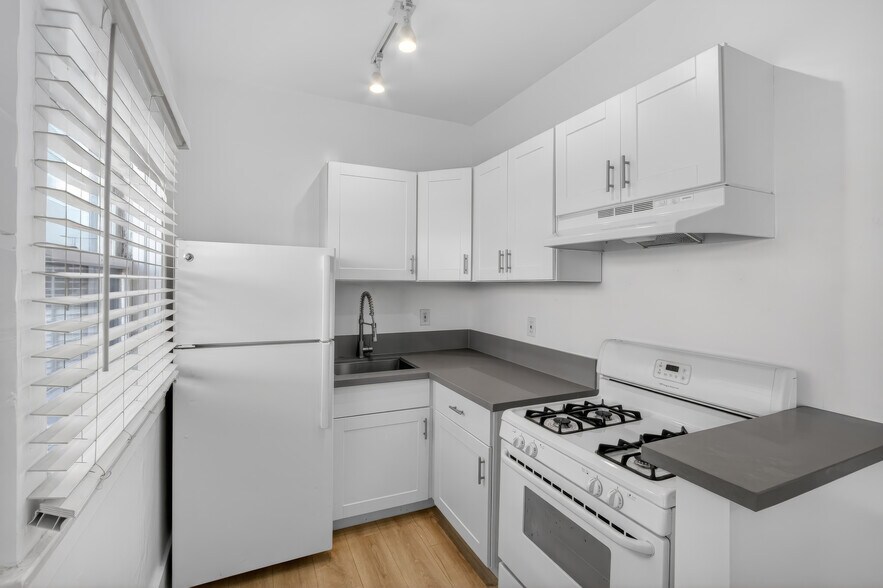 More Photos Of 430 Pacific Ave, Long Beach Apartments For Sale