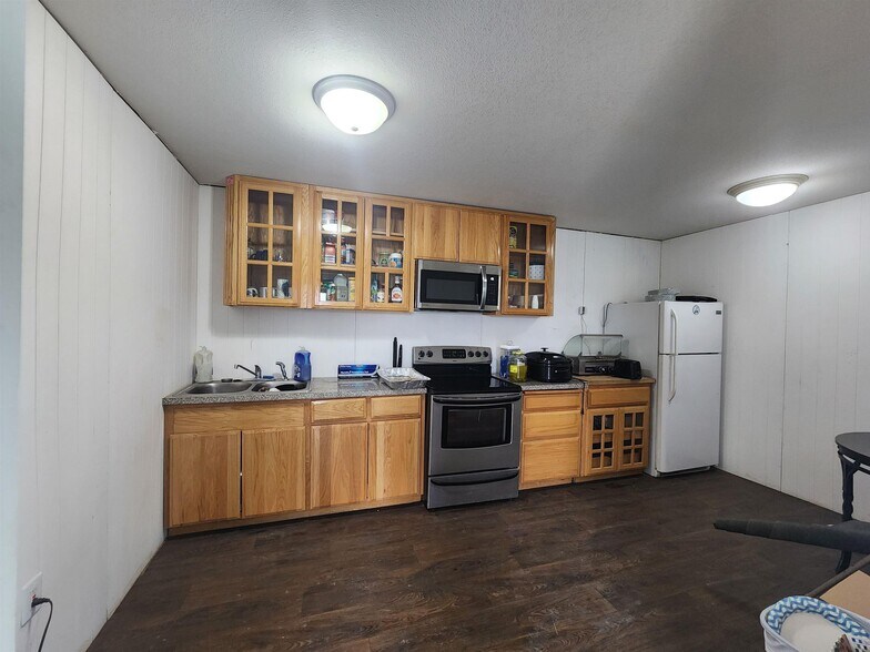 More Photos Of 6619 62 1/2 Ave NW, Blaisdell Distribution For Sale