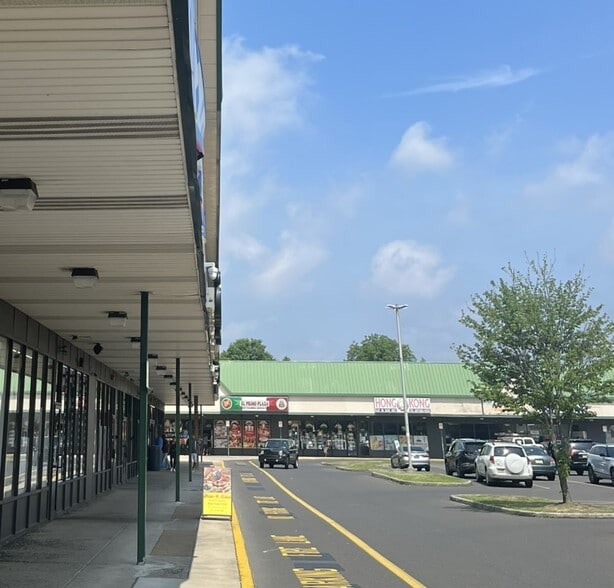 More Photos Of 2800-2866 Street Rd, Bensalem Unknown For Lease