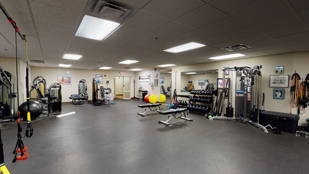 More Photos Of 12500 Reed Hartman Hwy, Cincinnati Office For Lease