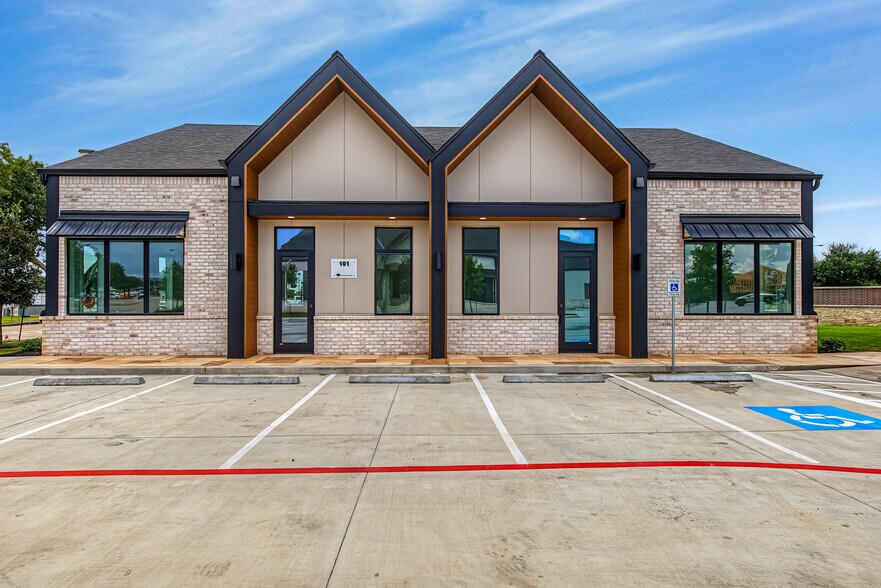 More Photos Of 8503 Union Chappel Rd, Fulshear Office For Sale