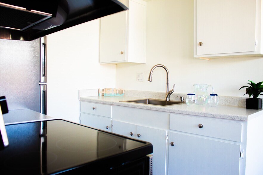 More Photos Of 2483-2491 Whitney Dr, Mountain View Apartments For Sale