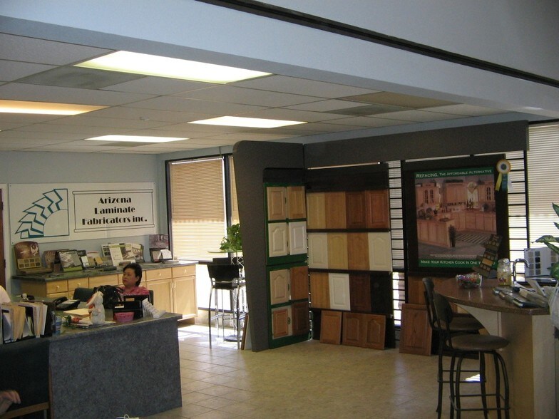 More Photos Of 8020 N Business Park Dr, Tucson Warehouse For Lease