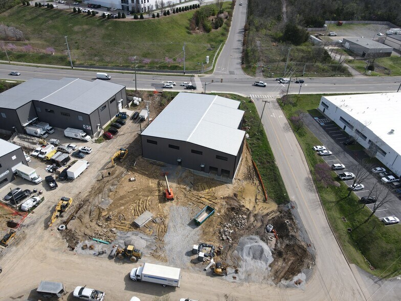 More Photos Of 400 Haynie Ave, Nashville Warehouse For Lease