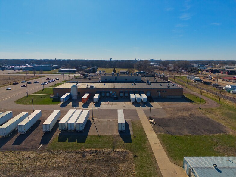 Primary Photo Of 710 N State St, Fairmont Industrial For Sale