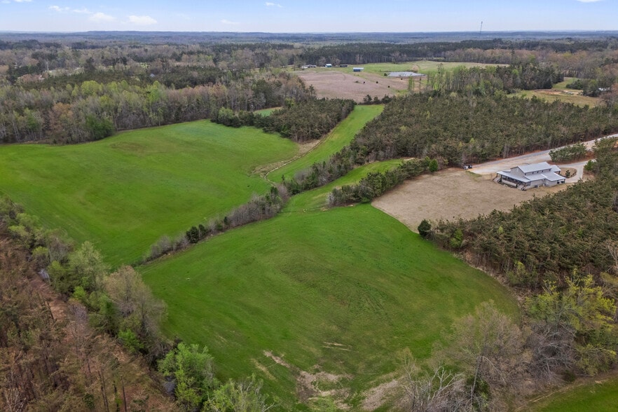 More Photos Of 75 County Road 171, Corinth Lodge Meeting Hall For Sale