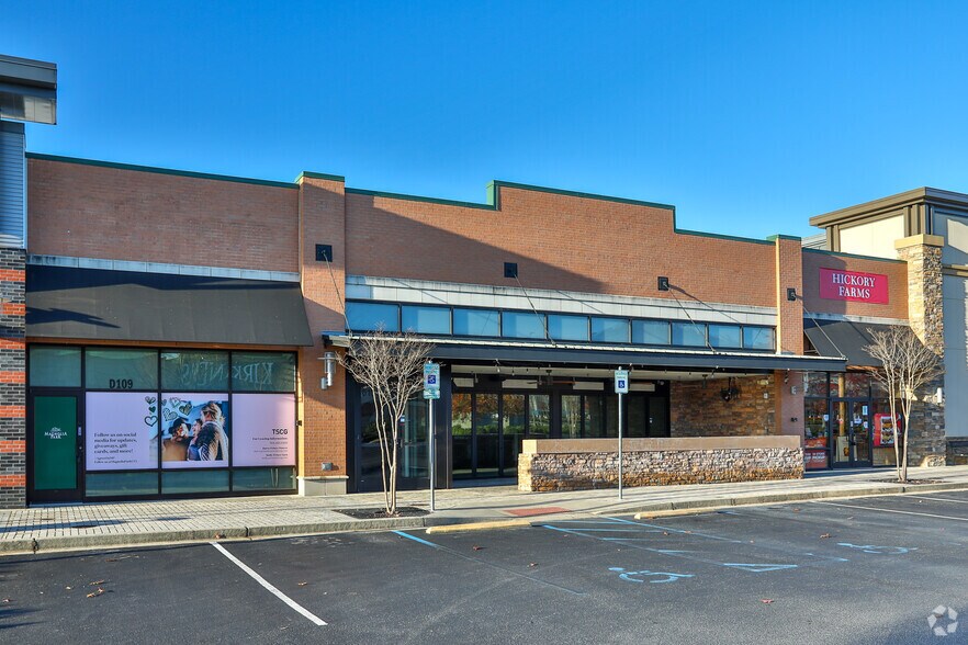 More Photos Of 1025 Woodruff Rd, Greenville Unknown For Lease