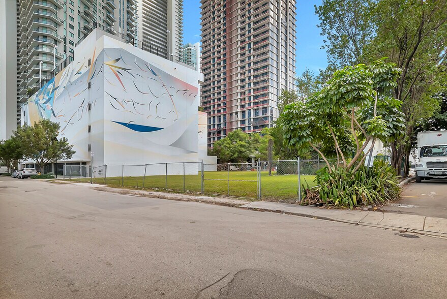 More Photos Of 380 32 St, Miami Land For Sale
