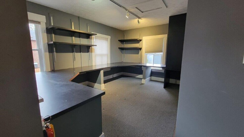 More Photos Of 226 E 6th St, Dayton Office Residential For Lease