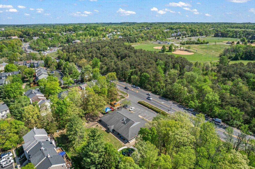 More Photos Of 6000 Union Mill Rd, Clifton Daycare Center For Sale