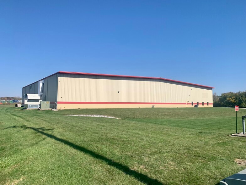 More Photos Of 910 Progress Dr, Richmond Industrial For Lease