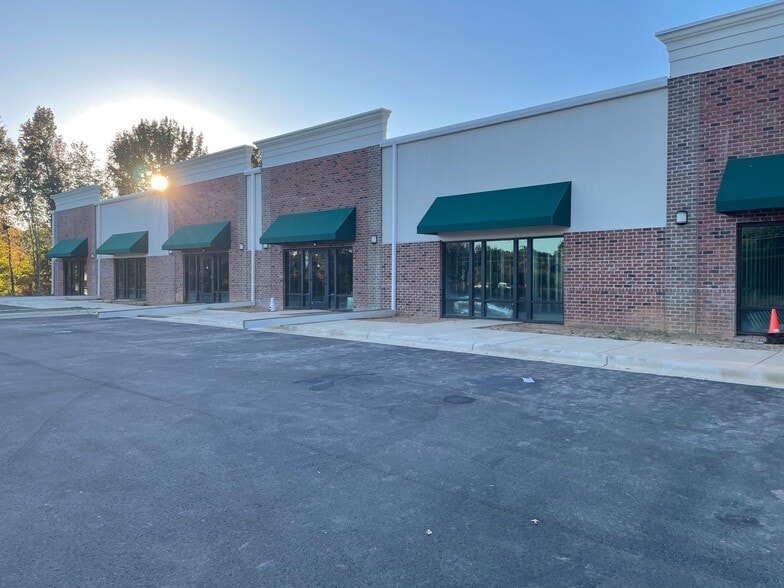 More Photos Of 3405 Wesley Chapel Stouts Rd, Monroe Warehouse For Lease