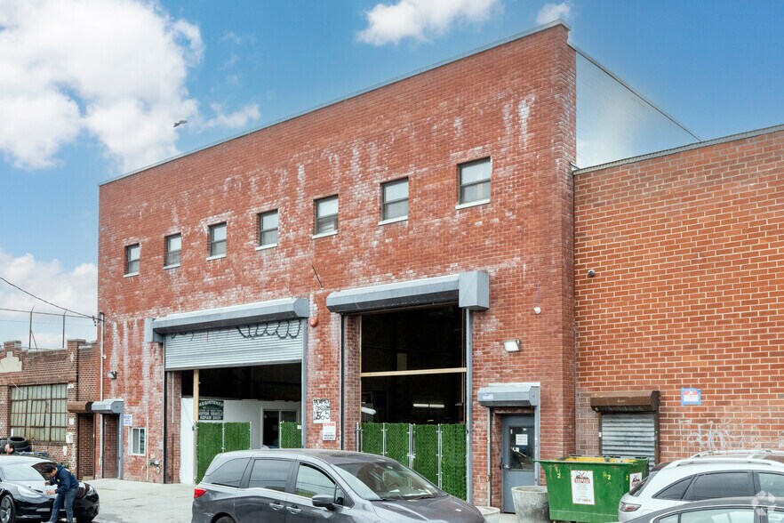 More Photos Of 1565 62nd St, Brooklyn Warehouse For Sale
