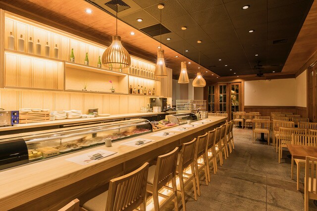 More Photos Of 1240 S King St, Honolulu Restaurant For Lease