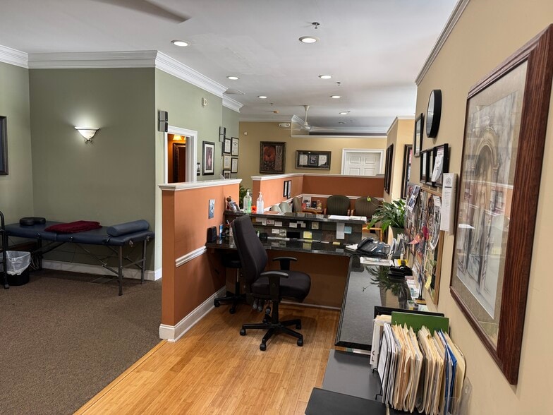 More Photos Of 1154 Concord Rd SE, Smyrna Freestanding For Sale