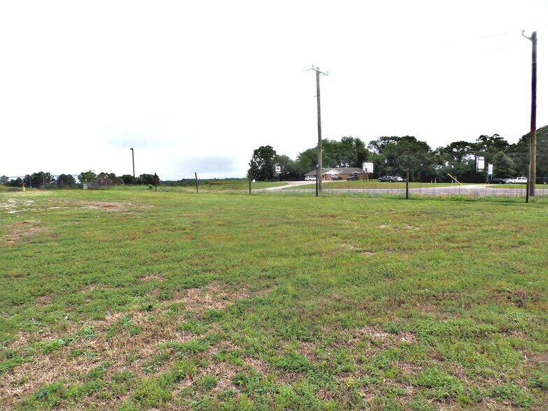 More Photos Of 6003 N Loop 256, Palestine Land For Sale