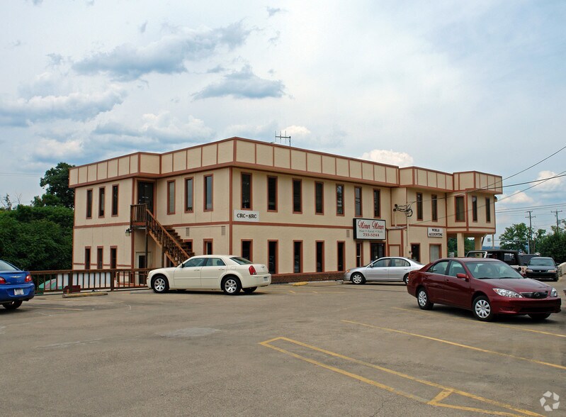 More Photos Of 5505 Us-60 E, Huntington Storefront Retail Office For Lease