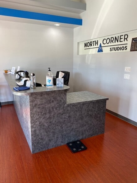 More Photos Of 607 SE Everett Mall Way, Everett Unknown For Lease